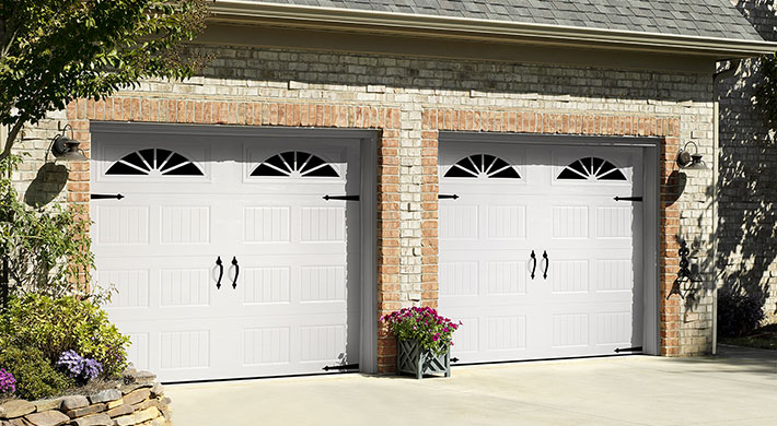 h-bead-board-glazed-true-white-steel-single-garage-door-c-26-02 (1)